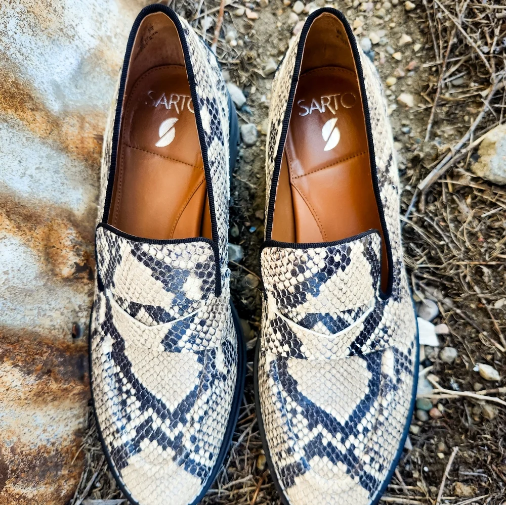 SARTO Franco Sarto Snake Print Loafers Size 8 Leather Slip On Platform Lug Sole